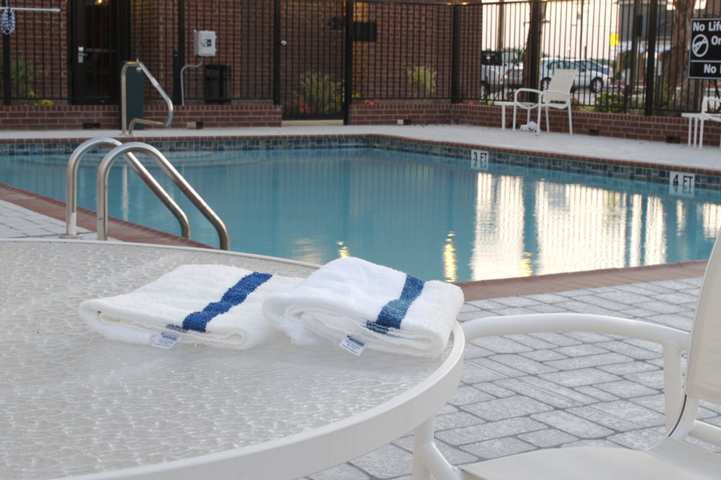 Hotel Hampton &
