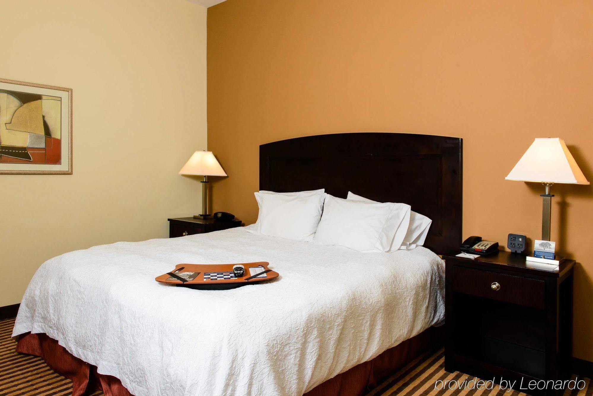 Hotel Hampton &