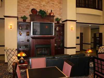 Hampton & Hotel 3*